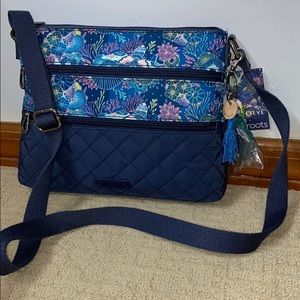 NWT Sakroots Repreve handbag